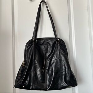 Hobo International Delaney Black Leather Shoulder Bag With Blue Floral Lining